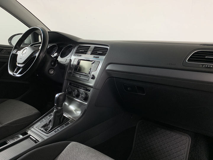 VOLKSWAGEN Golf 1.2, 2013 года, Робот, Серебристый