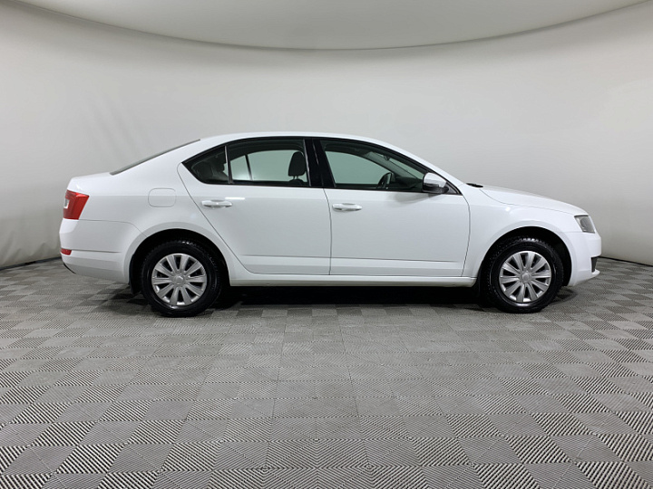 SKODA Octavia 1.6, 2015 года, Автоматическая, БЕЛЫЙ