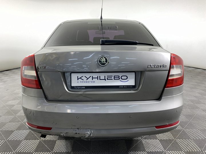 SKODA Octavia 1.8, 2010 года, Робот, СЕРЫЙ