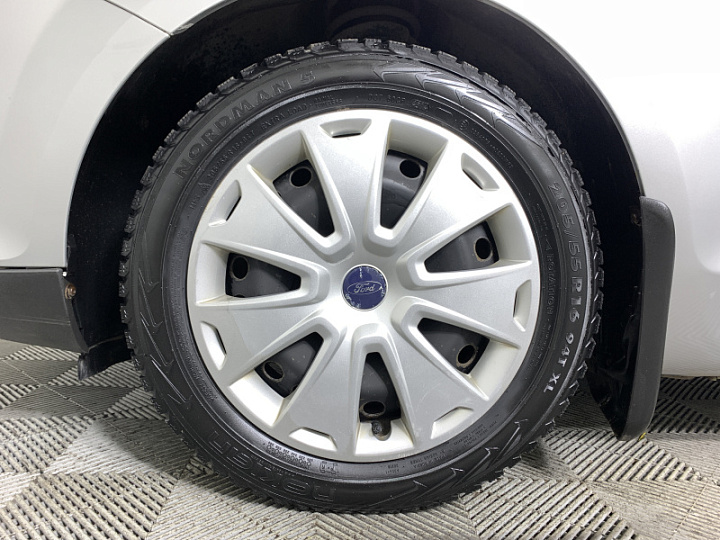 FORD Focus 1.6, 2007 года, Автоматическая, Серебристый