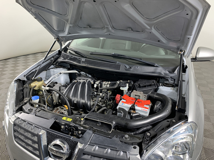 NISSAN Qashqai 1.6, 2008 года, Механика, Серебристый