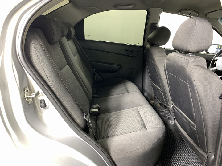 Chevrolet Aveo 1.2, 2009 года, Механика, Серебристый