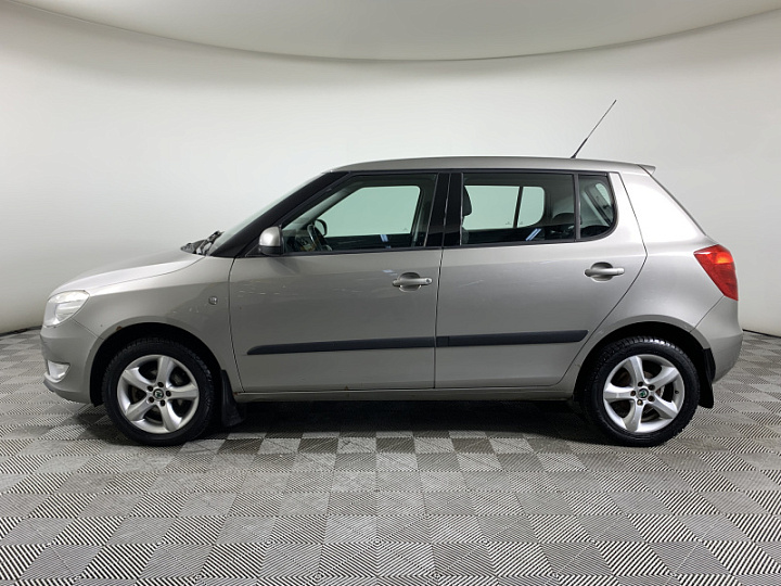 SKODA Fabia 1.6, 2010 года, Автоматическая, СЕРЫЙ