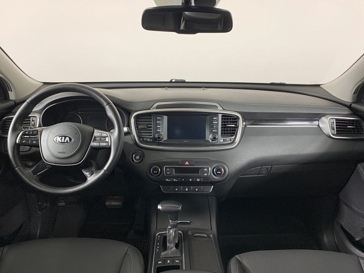 KIA Sorento 2.4, 2019 года, Автоматическая, Серебристый