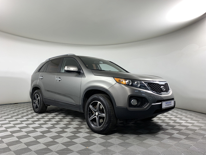 KIA Sorento 2.4, 2012 года, Автоматическая, БЕЛЫЙ