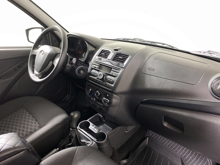 Lada Granta 1.6, 2023 года, Механика, ЧЕРНЫЙ