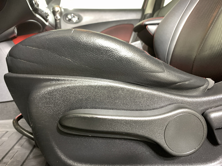 NISSAN Juke 1.6, 2012 года, Вариатор, КРАСНЫЙ