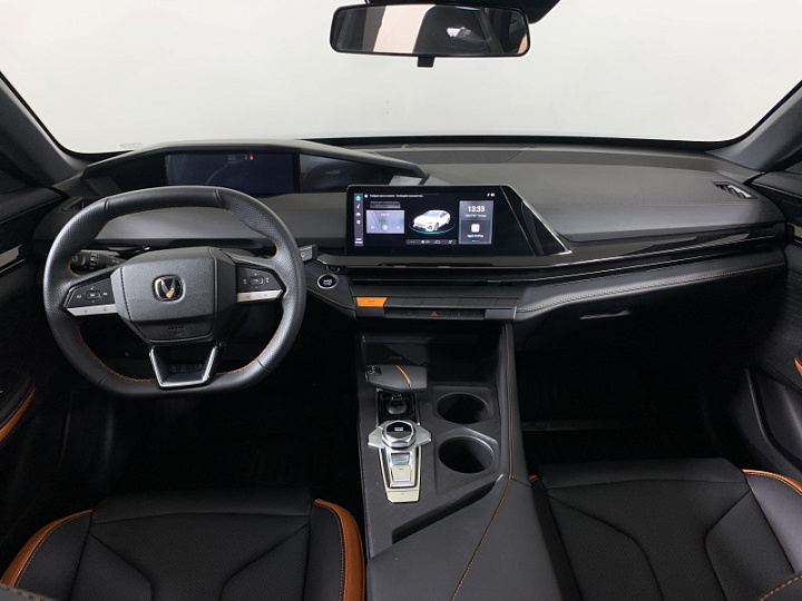 Changan UNI-V 1.5, 2024 года, Робот, Серый