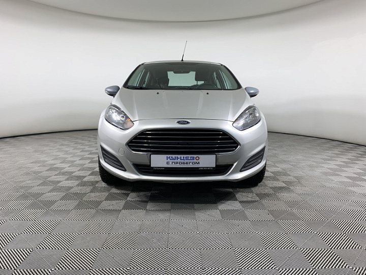 FORD Fiesta 1.6, 2015 года, Робот, Серебристый