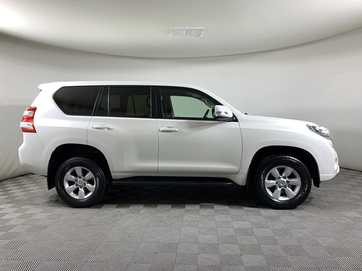 TOYOTA Land Cruiser Prado 2.8, 2017 года, Автоматическая, БЕЛЫЙ
