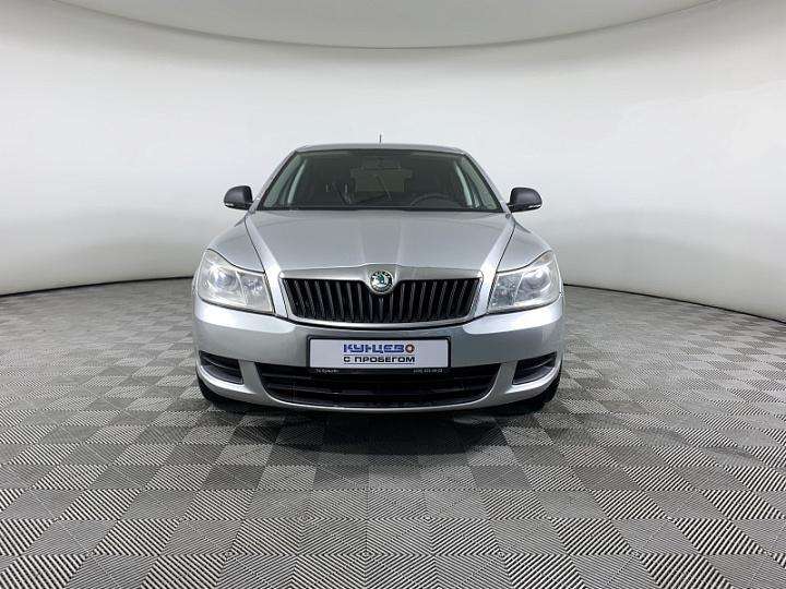 SKODA Octavia 1.6, 2012 года, Механика, Серебристый