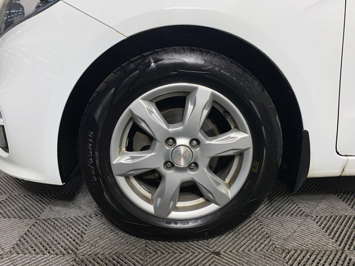 KIA Rio 1.6, 2016 года, Механика, Белый