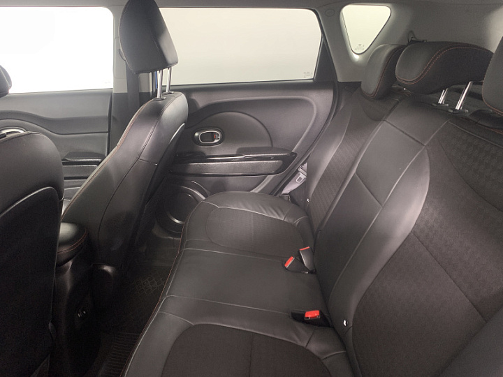 KIA Soul 1.6, 2017 года, Робот, СИНИЙ