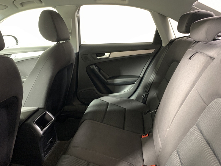 AUDI A4 1.8, 2014 года, Вариатор, ЧЕРНЫЙ