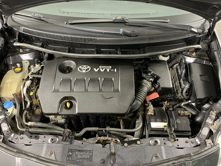 TOYOTA Auris 1.6, 2008 года, Механика, СЕРЫЙ