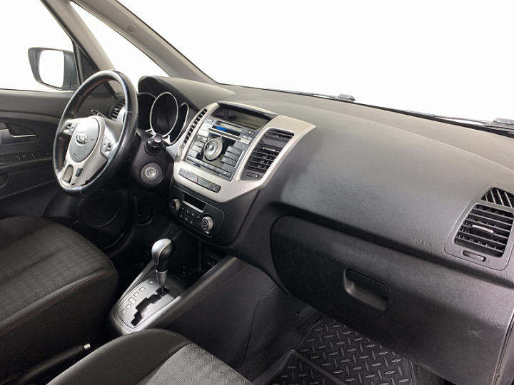 KIA Venga 1.6, 2014 года, Автоматическая, БЕЖЕВЫЙ