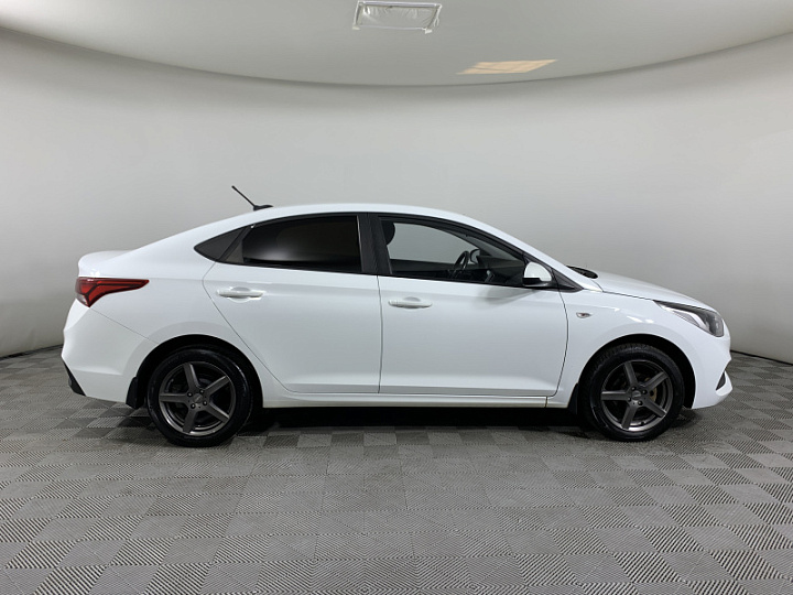 HYUNDAI Solaris 1.6, 2017 года, Механика, БЕЛЫЙ