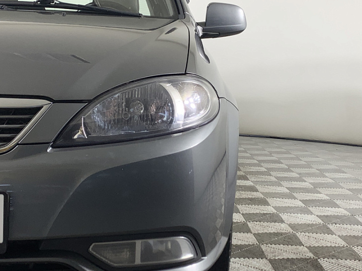 Daewoo Gentra 1.5, 2015 года, Механика, Темно-серый