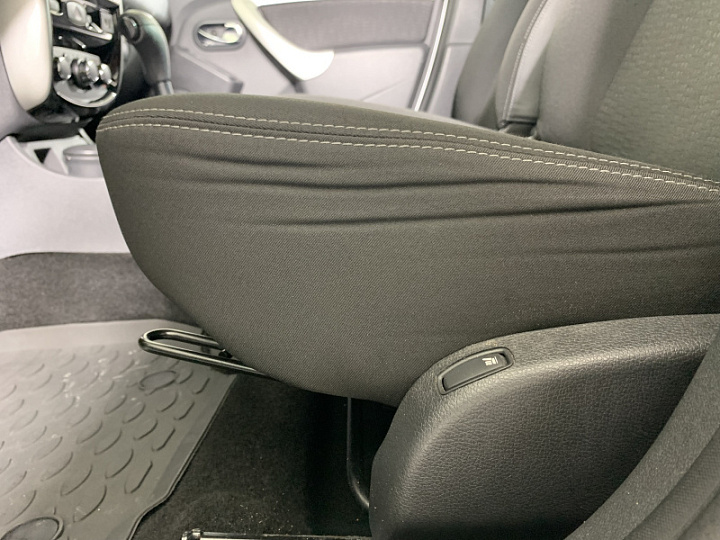 Nissan Terrano 2, 2015 года, Автоматическая, БЕЛЫЙ
