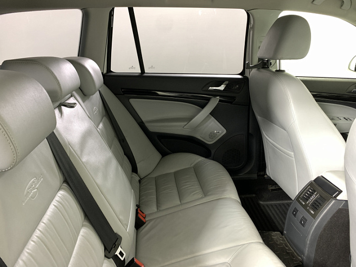 SKODA Octavia 1.8, 2011 года, Робот, БЕЛЫЙ