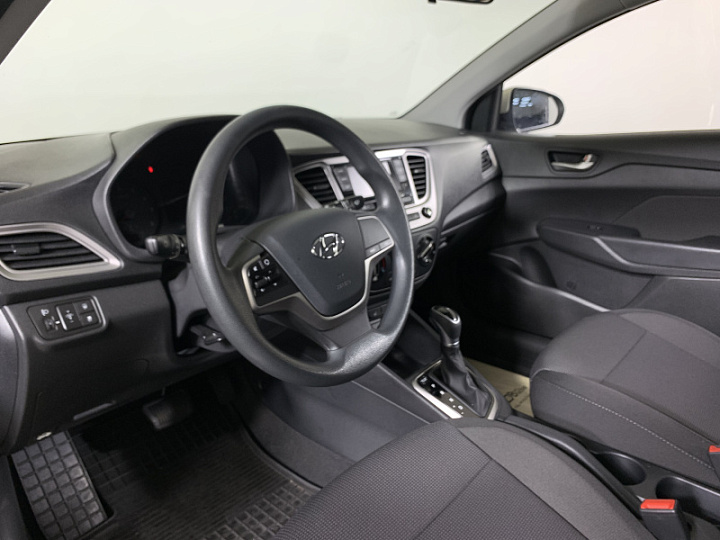 Hyundai Solaris 1.6, 2019 года, Автоматическая, Серый