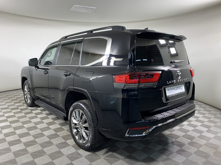 TOYOTA Land Cruiser 3.3, 2021 года, Автоматическая, ЧЕРНЫЙ