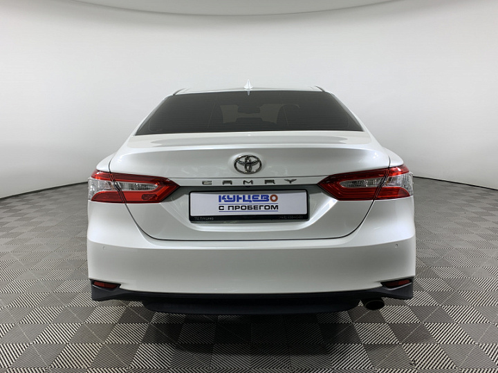 TOYOTA Camry 2.5, 2019 года, Автоматическая, БЕЛЫЙ
