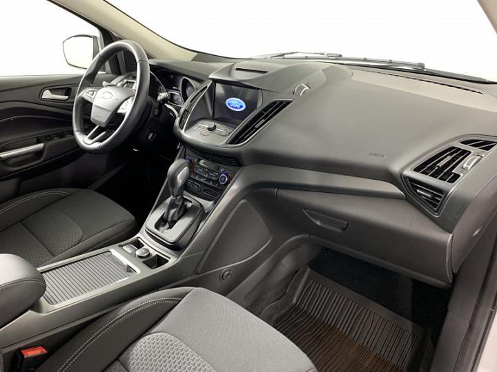 FORD Kuga 2.5, 2018 года, Автоматическая, Серебристый