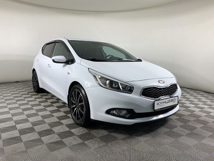 KIA Ceed 1.6, 2013 года, Механика, БЕЛЫЙ