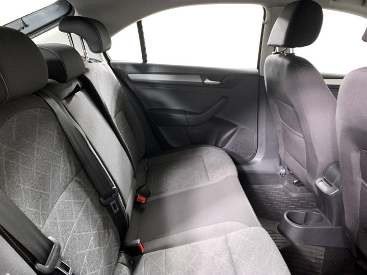 VOLKSWAGEN Polo 1.6, 2020 года, Автоматическая, СЕРЫЙ