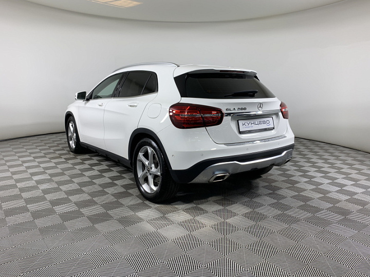 MERCEDES-BENZ GLA 1.6, 2019 года, Автоматическая, БЕЛЫЙ