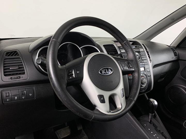 KIA Venga 1.6, 2012 года, Автоматическая, КРАСНЫЙ