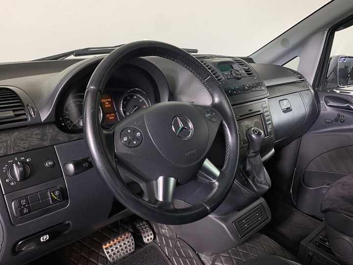 MERCEDES-BENZ Viano 3.5, 2013 года, Автоматическая, БЕЛЫЙ