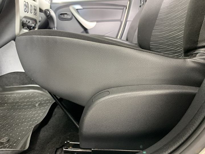 RENAULT Logan 1.6, 2012 года, Автоматическая, БЕЖЕВЫЙ