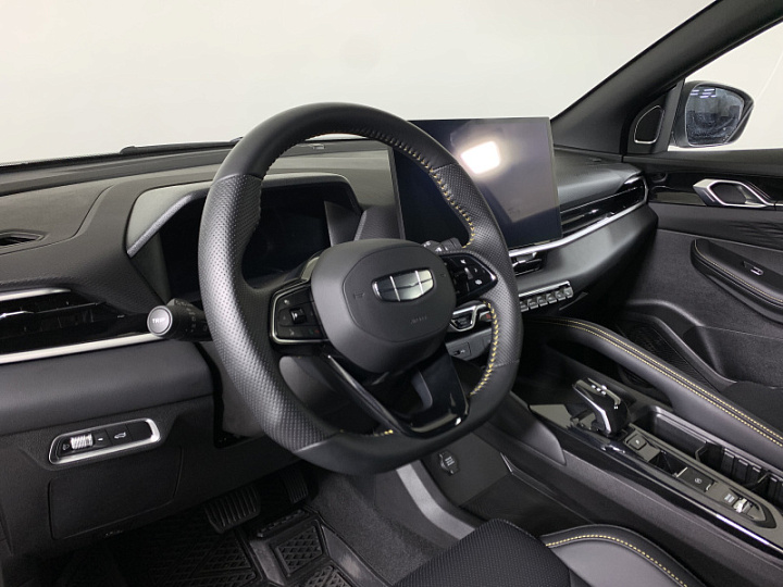 Geely Coolray 1.5, 2026 года, Робот, Белый