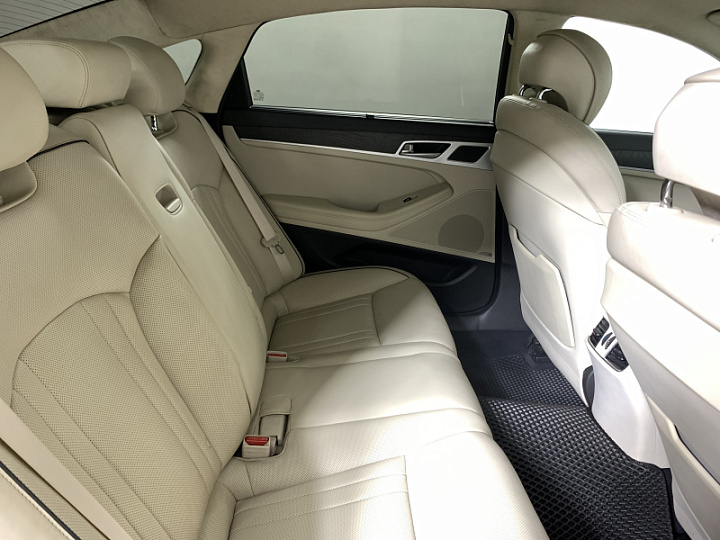 Hyundai Genesis 3, 2015 года, Автоматическая, ЧЕРНЫЙ