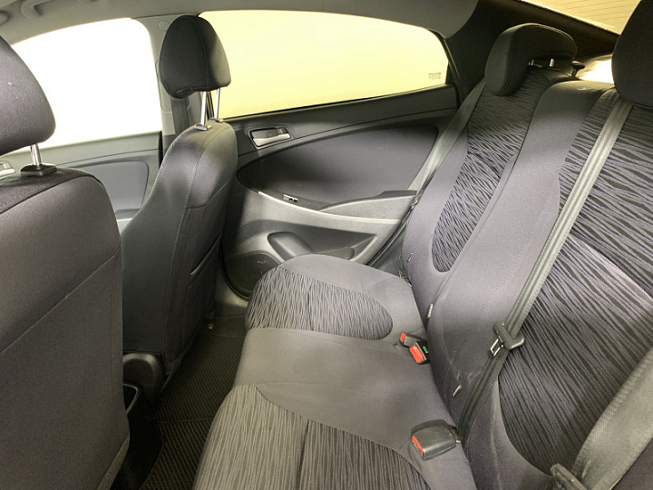 HYUNDAI Solaris 1.4, 2015 года, Автоматическая, КОРИЧНЕВЫЙ