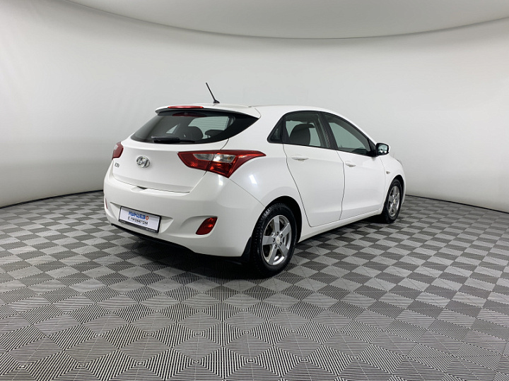HYUNDAI i30 1.6, 2014 года, Автоматическая, БЕЛЫЙ