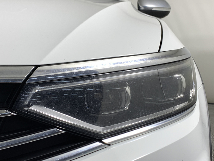 VOLKSWAGEN Passat 2, 2020 года, Робот, БЕЛЫЙ