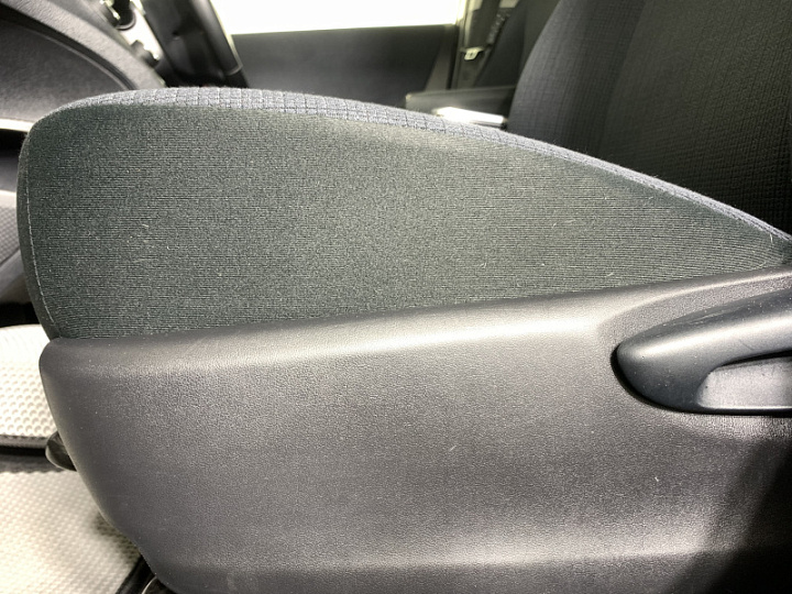 Toyota Sienta 1.5, 2018 года, Вариатор, Серый