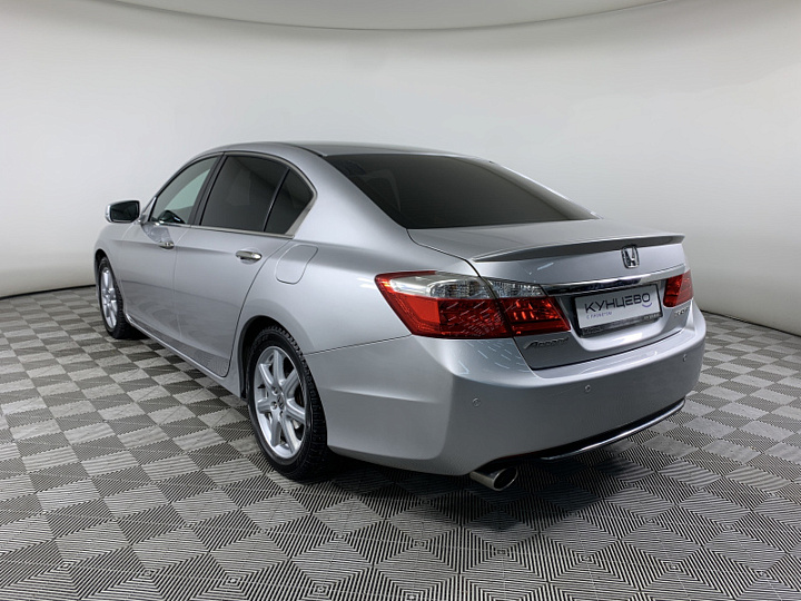 HONDA Accord 2.4, 2013 года, Автоматическая, Серебристый