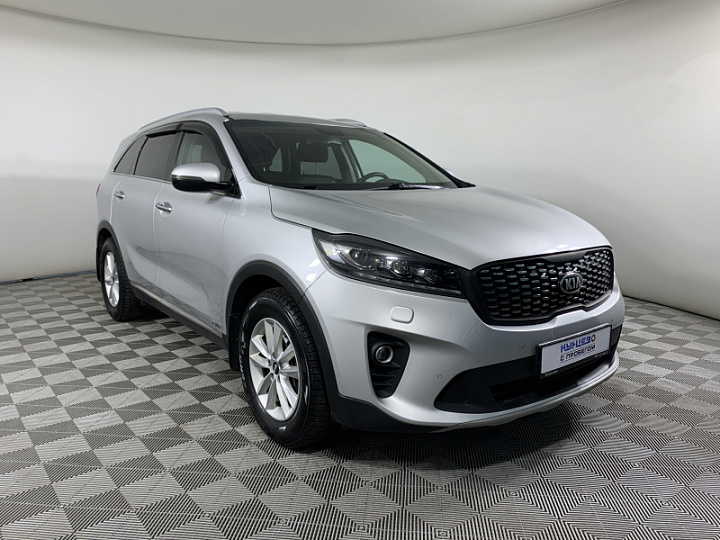 KIA Sorento 2.4, 2019 года, Автоматическая, Серебристый