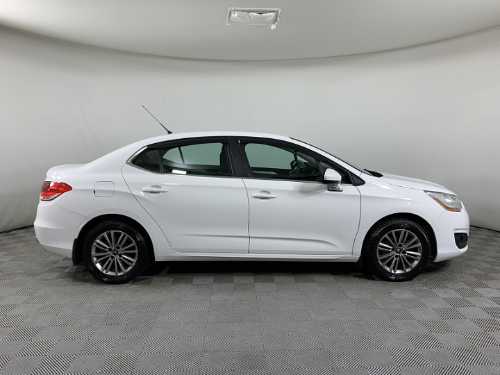 CITROEN C4 1.6, 2016 года, Автоматическая, БЕЛЫЙ