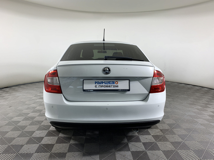 SKODA Rapid 1.4, 2015 года, Робот, БЕЛЫЙ
