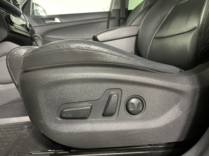 HYUNDAI Tucson 2, 2019 года, Автоматическая, ЧЕРНЫЙ