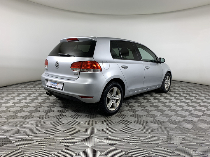 VOLKSWAGEN Golf 1.4, 2011 года, Робот, Серебристый