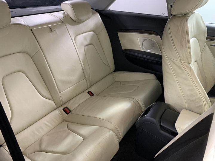 AUDI A5 3, 2009 года, Робот, ЧЕРНЫЙ