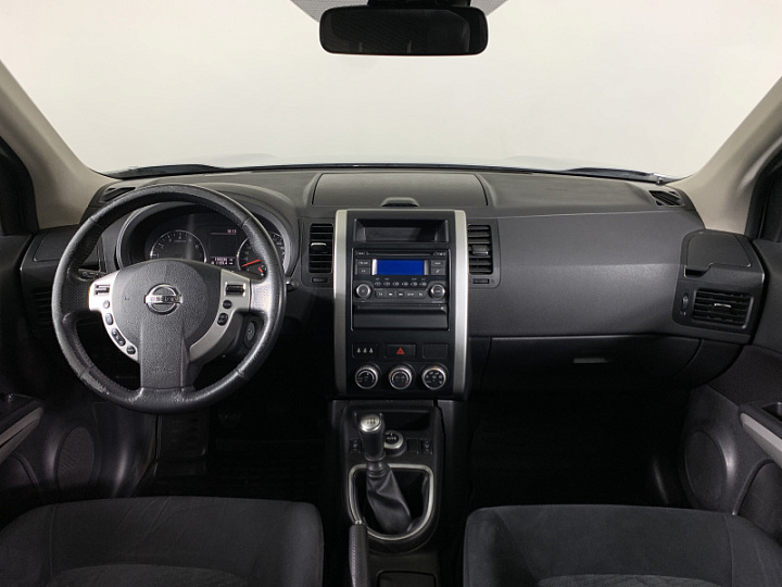NISSAN X-Trail 2, 2012 года, Механика, Серебристый