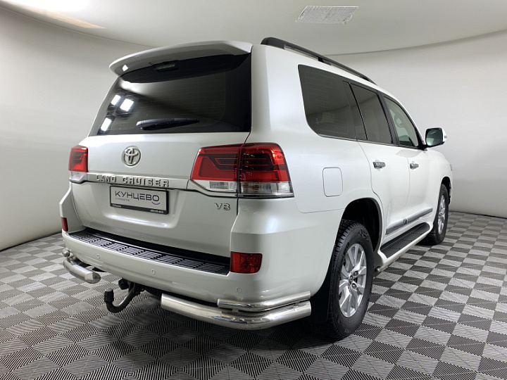 TOYOTA Land Cruiser 4.5, 2016 года, Автоматическая, БЕЛЫЙ