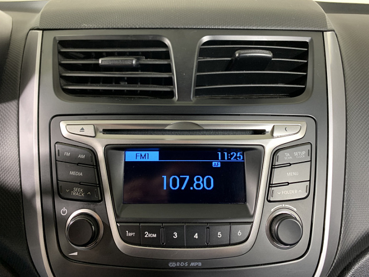 HYUNDAI Solaris 1.6, 2015 года, Автоматическая, ТЕМНО-СЕРЫЙ